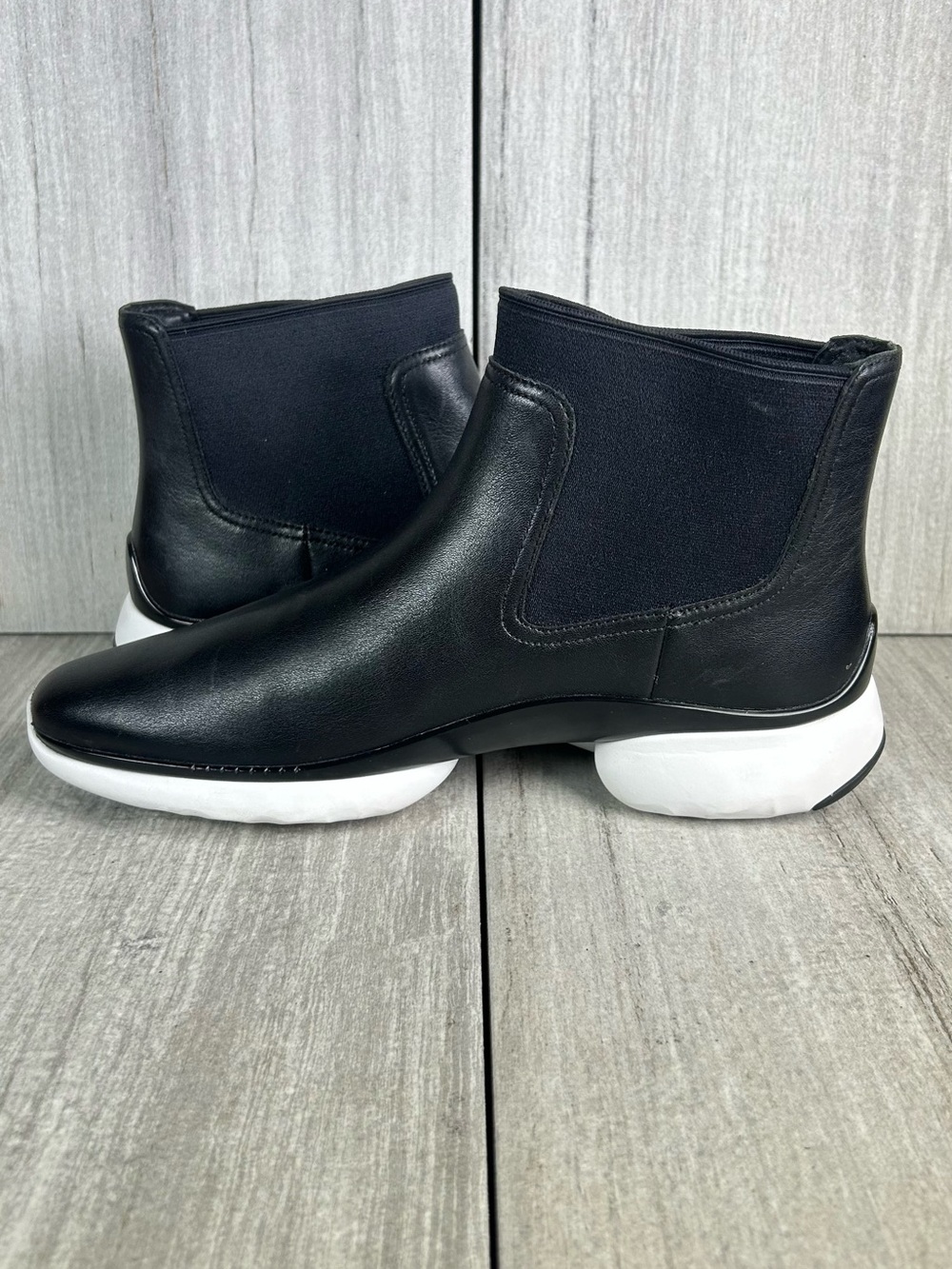 Cole Haan 3.ZeroGrand Chelsea Sneaker Boot Black Leather Slip-On Womens Size 8 B - Picture 5 of 11